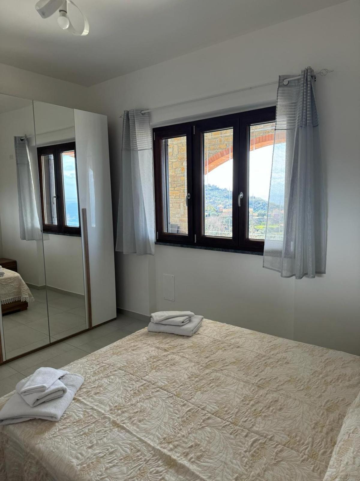 Casa Iris Hotel Castellabate Eksteriør billede
